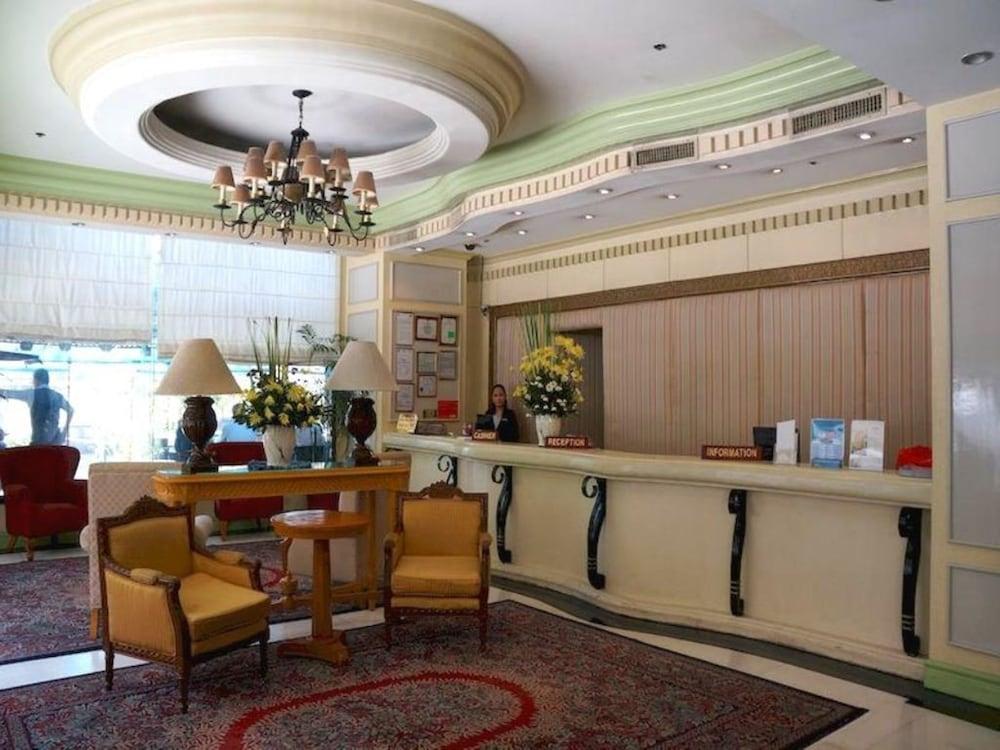 Tiara Oriental Hotel Makati City Exteriér fotografie